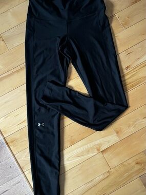 Black Medium Under Armour Performance Tight Leggings